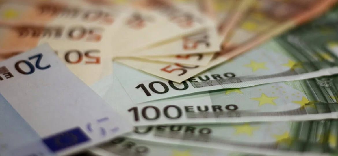 Banque en ligne ou traditionnelle : comparer les meilleures offres