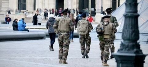 Quelle<strong> assurance de prêt quand on est militaire ? </strong>